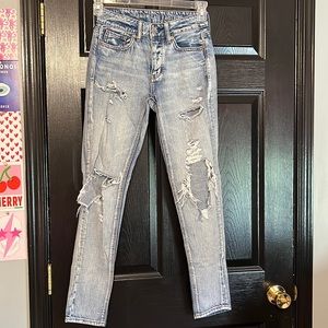 american eagle mom jeans